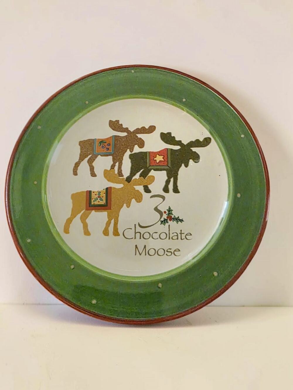 Gibson Everyday 3 Chocolate Moose Christmas Plate Julie Ingleman 9” Holiday